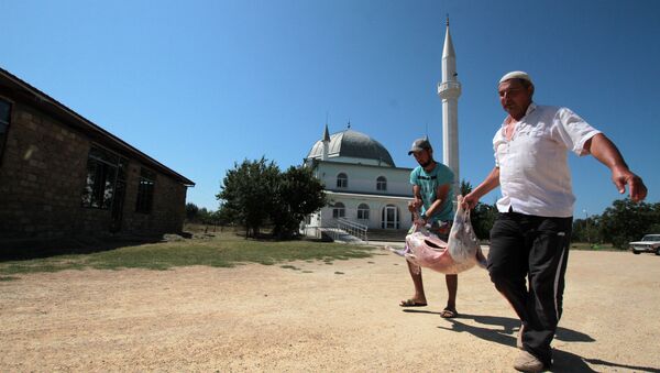 Мусульмане Крыма празднуют Курбан-Байрам