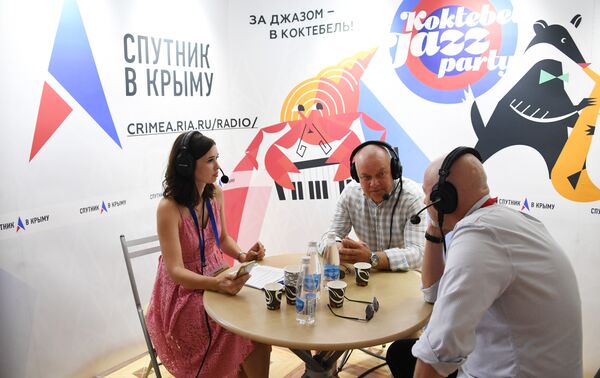 Выездная студия радио Спутник в Крыму на Koktebel Jazz Party - 2019