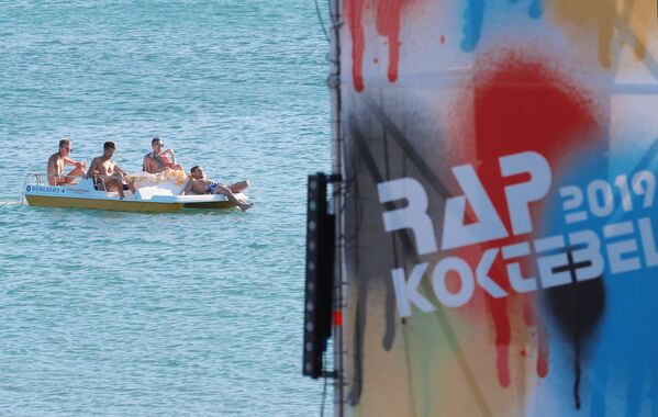 В Крыму стартовал музыкальный фестиваль Rap Koktebel.