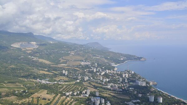 Крым, вид на Партенит и гору Кастель