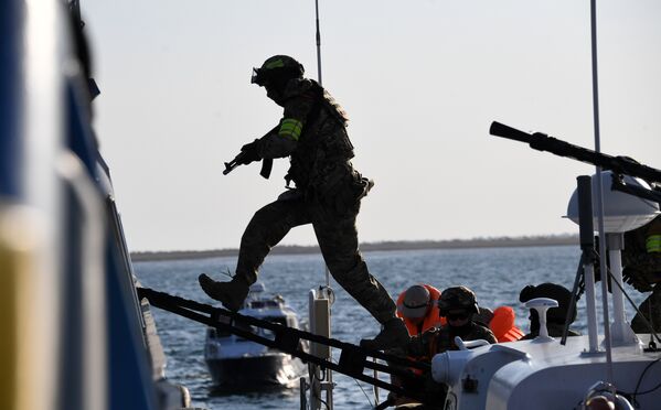 Как уничтожали террористов в Черном море: видео РИА Новости Крым