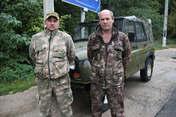 Егеря Андрей Вакулин и Игорь Заиченко Егеря Андрей Вакулин и Игорь Заиченко