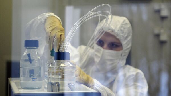 Российские медики разрабатывают вакцину. Архивное фото