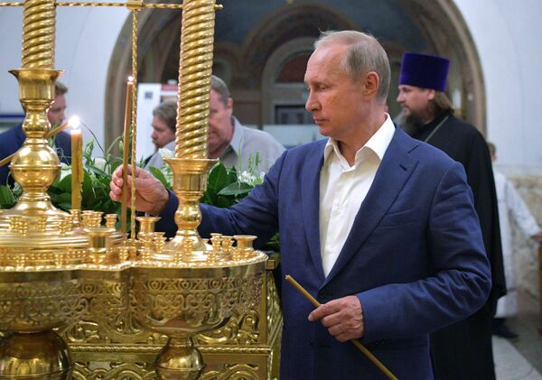 18 августа 2017 года: во Владимирском соборе в Херсонесе.
