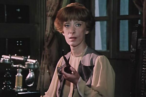 Мой нежно любимый детектив 1986 года и Екатерина Васильева в роли Шерли Холмс.