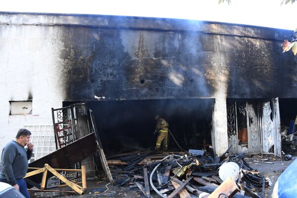 Тушение пожара в Центре спортивной подготовки сборных команд Республики Крым