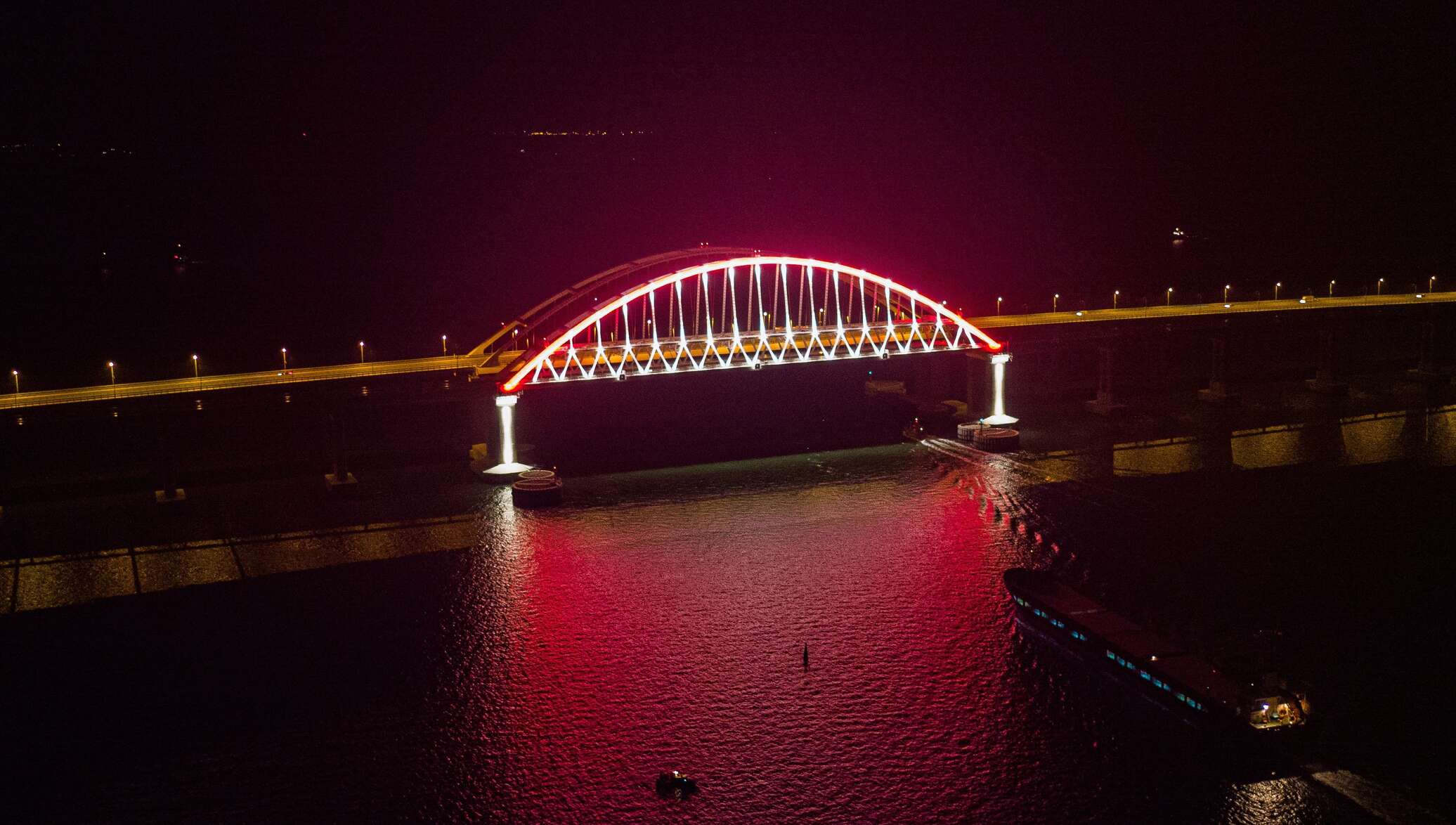 Ночной Керченский мост