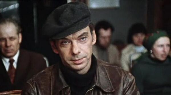 Кадр из фильма Москва слезам не верит (1979), режиссер Владимир Меньшов Кадр из фильма Москва слезам не верит (1979), режиссер Владимир Меньшов