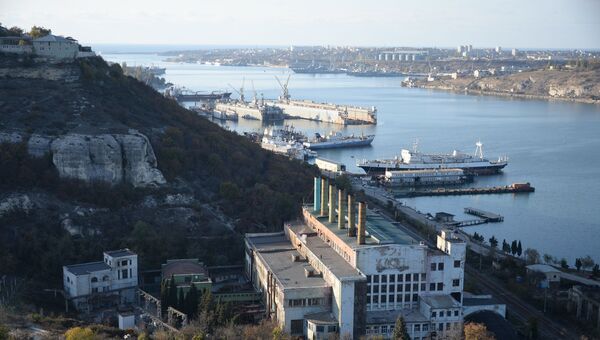 Вид на порт Севастополя