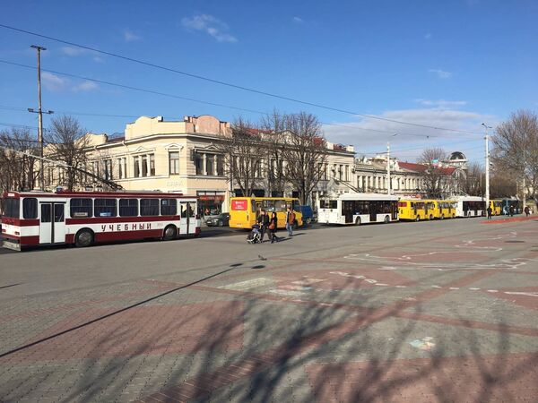 Власти объяснили аномальные дневные пробки в центре Симферополя Власти объяснили аномальные дневные пробки в центре Симферополя