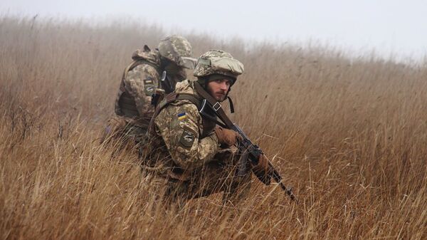 Учения украинских военных вблизи Мариуполя