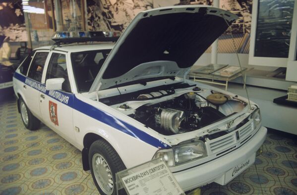 Одна из самых популярных поздних моделей Автозавода Ленинского Комсомола Москвич-2141 использовалась в различных сферах повседневной жизни. В том числе выполняла и правоохранительные функции.