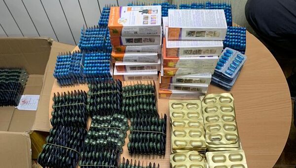 Контрабандные запрещенные в России препараты с содержанием сибутрамина