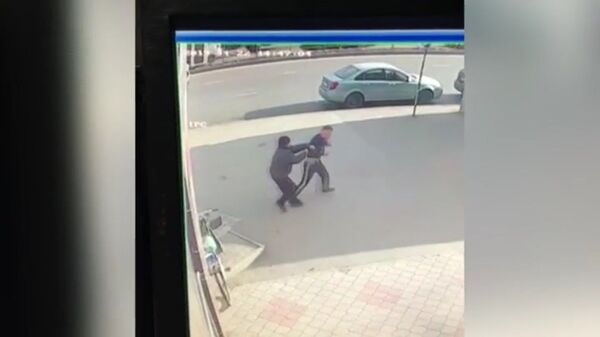В Крыму уголовник из Новосибирска ограбил пенсионера у банкомата В Крыму уголовник из Новосибирска ограбил пенсионера у банкомата