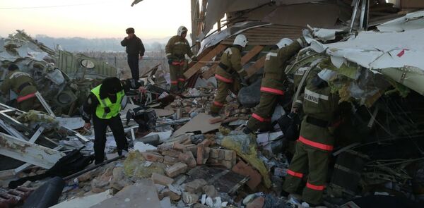 Крушение самолета в Казахстане: погибли 14 человек Крушение самолета в Казахстане: погибли 14 человек