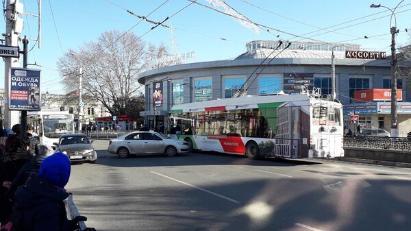 #Народнаясводка: в центре Симферополя ДТП произошло с троллейбусом  
