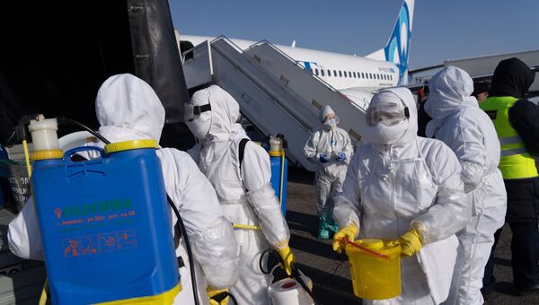 Учения спецслужб аэропорта по подготовке возможному прибытию инфицированных коронавирусом