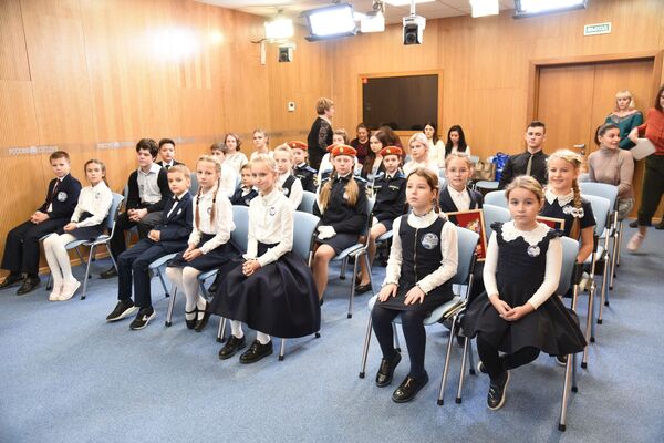 Режиссеры и актеры рассказали детям о своих профессиях Режиссеры и актеры рассказали детям о своих профессиях