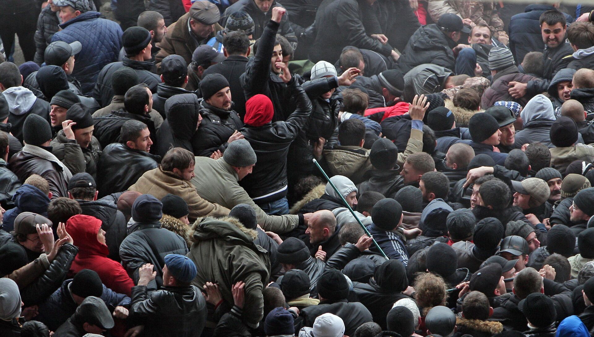 Митинги у здания Верховного совета Крыма - РИА Новости, 1920, 26.02.2021