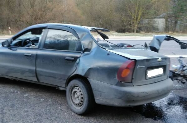Под Симферополем авто врезалось в столб: один человек погиб Под Симферополем авто врезалось в столб: один человек погиб