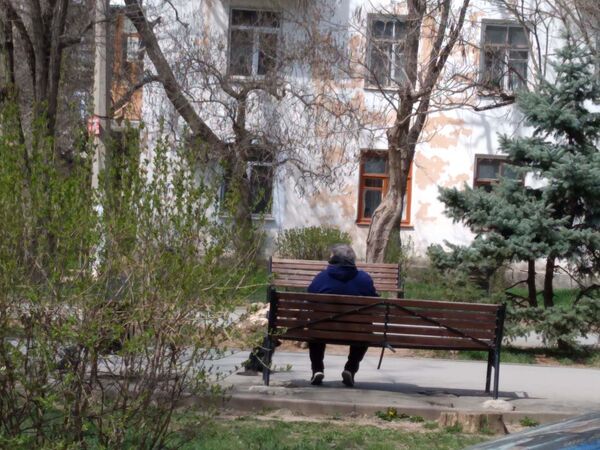Может, последняя весна: каково в эти дни старикам Может, последняя весна: каково в эти дни старикам