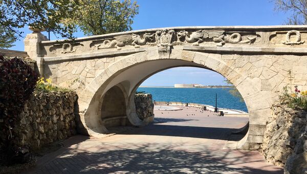 Севастополь Набережная мост-арка