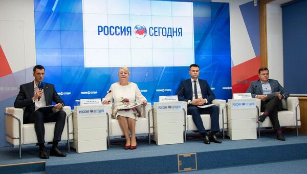 Онлайн-конференция по защите крымского предпринимательства в мультимедийном пресс-центре Россия сегодня в Симферополе