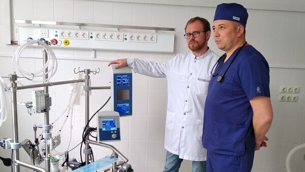 В Крыму появился второй уникальный аппарат для помощи больным COVID