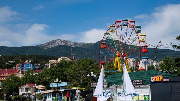 Алушта подготовка к курортному сезону весна 