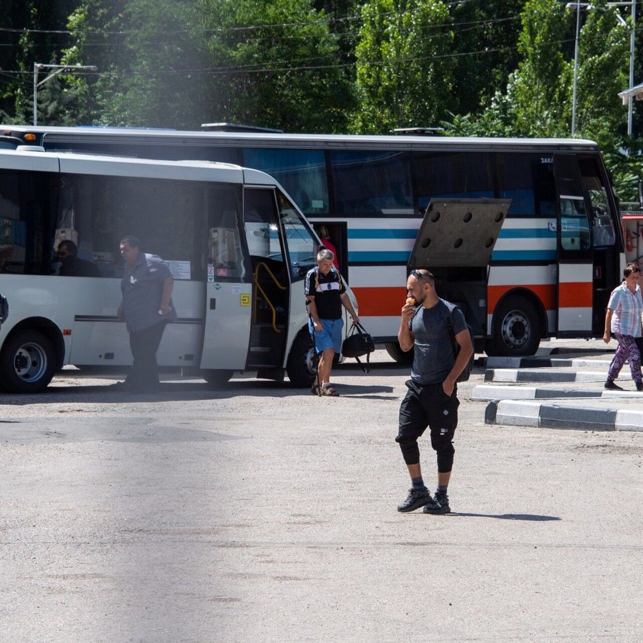 Через Армянск начали следовать автобусы Геническ — Симферополь - Новости vbgport.ru