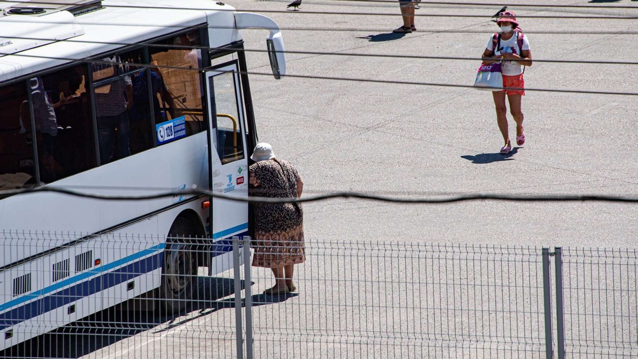 Автобус симферополь-чонгар. Маршрутка чонгар джанкой. Чонгар мелитополь. Кпвв каланчак. Автобус через чонгар.