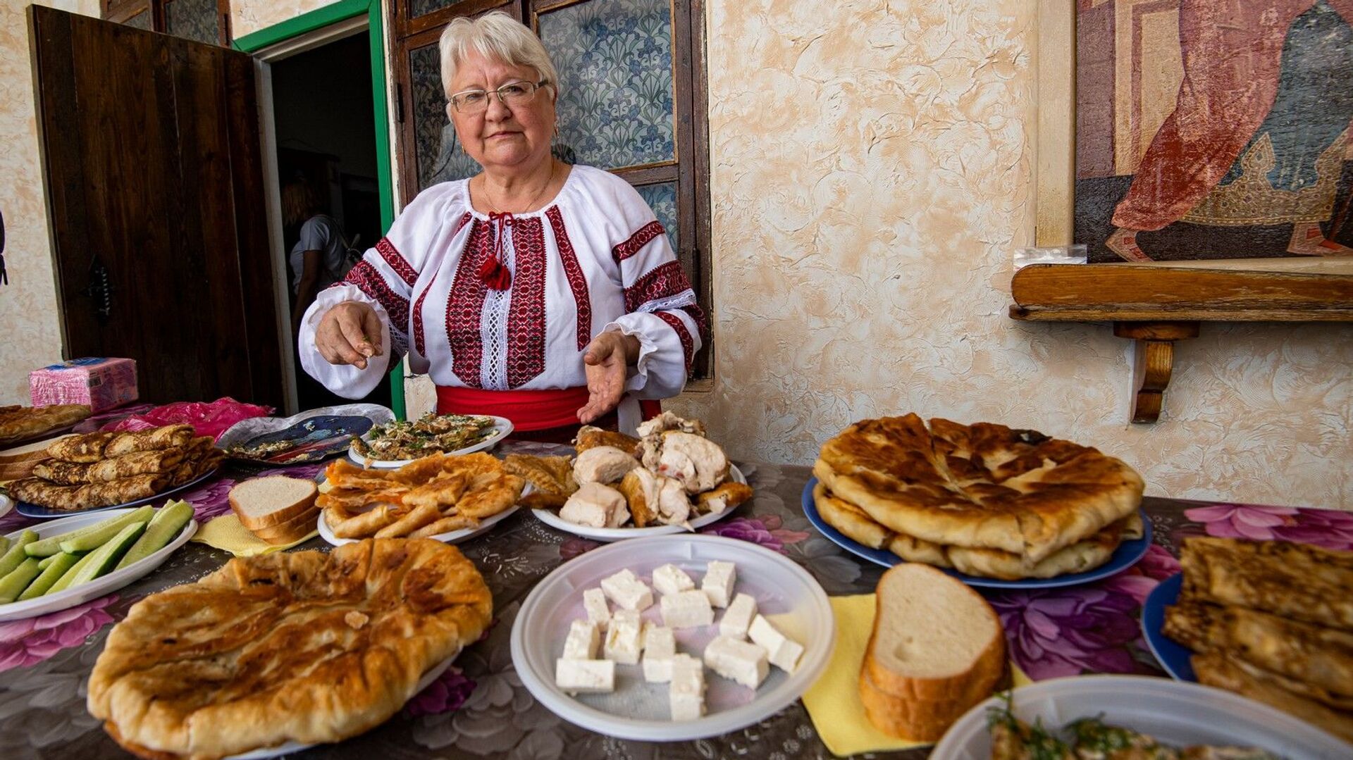 На поминальном обеде в честь погибших молдавских воинов подавали блюда молдавской кухни - РИА Новости, 1920, 04.09.2021
