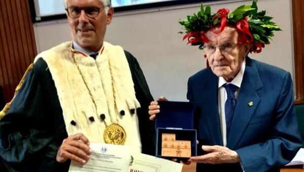 Самый старый отличник: в Италии студент окончил вуз в 96 лет