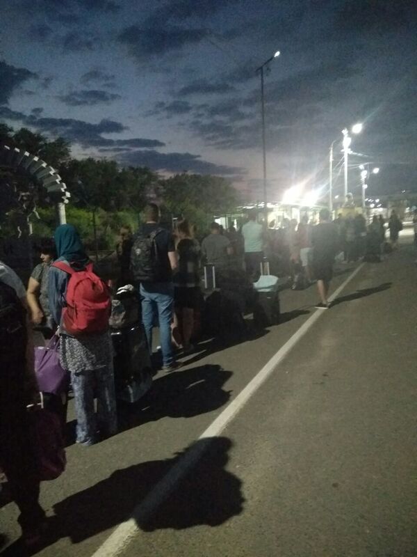 Киев закрыл границу с Крымом: что сейчас происходит на КПП Киев закрыл границу с Крымом: что сейчас происходит на КПП